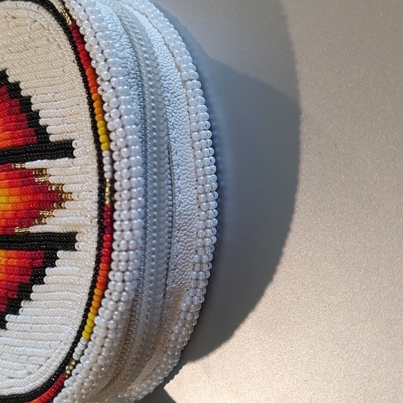 Beaded Change Purse-Native American Inspired Design-Red/White/Orange/Yellow - Picture 4 of 8